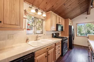 225 Zaca Rd, Big Bear City, CA 92314 - Photo 10