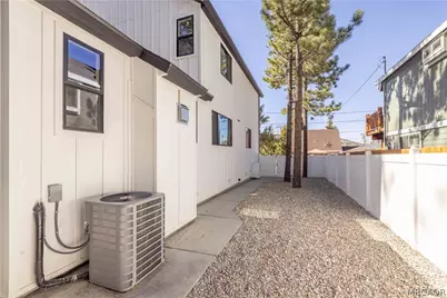 1304 E Mountain View Boulevard, Big Bear City, CA 92314 - Photo 44