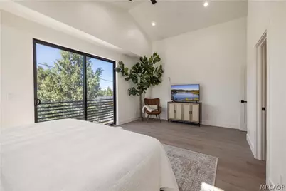 1304 E Mountain View Boulevard, Big Bear City, CA 92314 - Photo 22