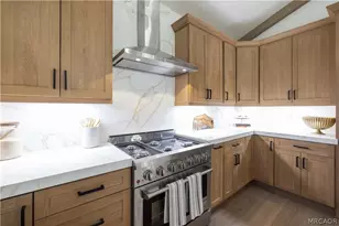1304 E Mountain View Blvd, Big Bear City, CA 92314 - Photo 10