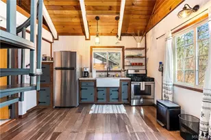 375 W Tiger Lily Dr, Big Bear City, CA 92314 - Photo 4