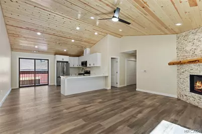 183 Moreno Ln Lane, Sugarloaf, CA 92386 - Photo 8