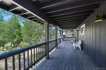 28833 Manitoba Drive, Lake Arrowhead, CA 92352 - Photo 22