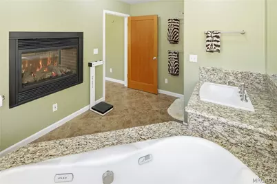 39201 Starview Lane, Big Bear Lake, CA 92315 - Photo 34