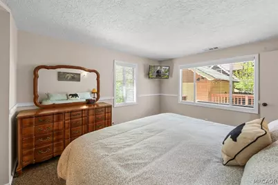 1017 W Rainbow Blvd Boulevard, Big Bear City, CA 92314 - Photo 16
