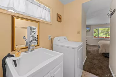 1017 W Rainbow Blvd Boulevard, Big Bear City, CA 92314 - Photo 18