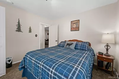 1017 W Rainbow Blvd Boulevard, Big Bear City, CA 92314 - Photo 22