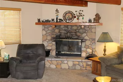 223 Vista Avenue, Sugarloaf, CA 92386 - Photo 6