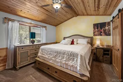 525 E Angeles Boulevard, Big Bear City, CA 92314 - Photo 14