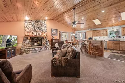 525 E Angeles Boulevard, Big Bear City, CA 92314 - Photo 4