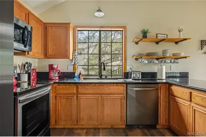 1108 Grass Valley Rd. Road, Lake Arrowhead, CA 92352 - Photo 18
