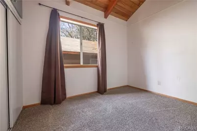 315 San Bernardino Drive, Sugarloaf, CA 92386 - Photo 10