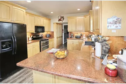 2097 Fox Lane, Big Bear City, CA 92314 - Photo 12