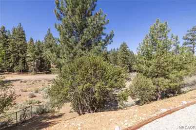 43861 Mendocino Drive, Big Bear Lake, CA 92315 - Photo 40