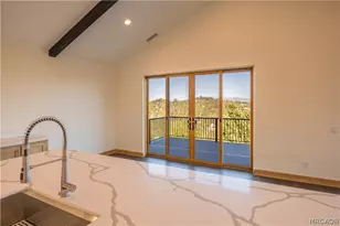 851 Madera Ln, Lake Arrowhead, CA 92352 - Photo 10