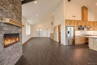 851 Madera Lane, Lake Arrowhead, CA 92352 - Photo 2