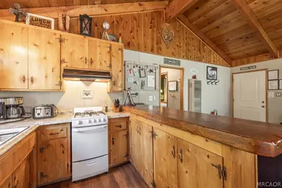 40203 Dream Street, Big Bear Lake, CA 92315 - Photo 10