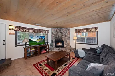 619 Elysian Boulevard, Big Bear City, CA 92314 - Photo 4