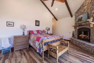 32311 Rim of the World Dr, Fawnskin, CA 92333 - Photo 24