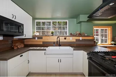 43400 Sheephorn Road, Big Bear Lake, CA 92315 - Photo 16