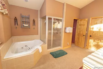 301 Starlight Circle, Big Bear Lake, CA 92315 - Photo 20