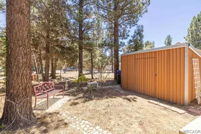 952 D Lane, Big Bear City, CA 92314 - Photo 34