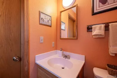 952 D Lane, Big Bear City, CA 92314 - Photo 14