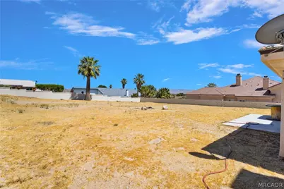 16245 Ridge View Drive, Apple Valley, CA 92307 - Photo 4