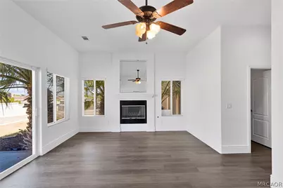 16233 Ridge View Drive, Apple Valley, CA 92307 - Photo 34