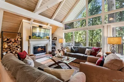 111 Grizzly Road, Lake Arrowhead, CA 92317 - Photo 4