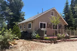 246 Chipmunk Dr, Twin Peaks, CA 92391 - Photo 1