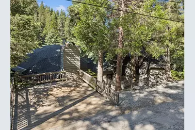 781 Lake Drive, Lake Arrowhead, CA 92352 - Photo 4
