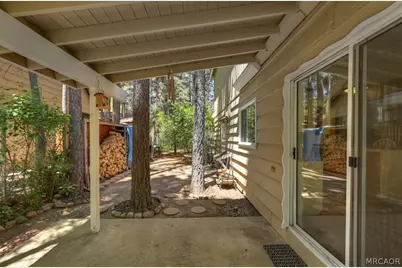 336 W Aeroplane Boulevard, Big Bear City, CA 92314 - Photo 30