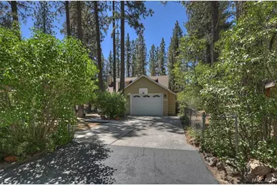 336 W Aeroplane Boulevard, Big Bear City, CA 92314 - Photo 40