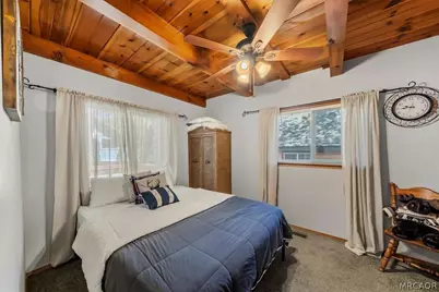 280 Wabash Lane, Sugarloaf, CA 92386 - Photo 14