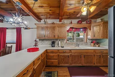280 Wabash Lane, Sugarloaf, CA 92386 - Photo 12