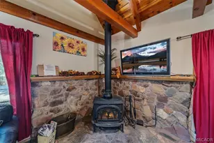 280 Wabash Ln, Sugarloaf, CA 92386 - Photo 10