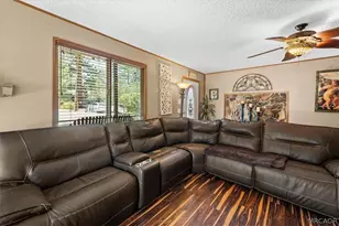 819 Holmes Ln, Sugarloaf, CA 92386 - Photo 10