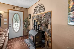 819 Holmes Ln, Sugarloaf, CA 92386 - Photo 6
