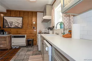 567 Silver Tip Dr, Big Bear Lake, CA 92315 - Photo 22