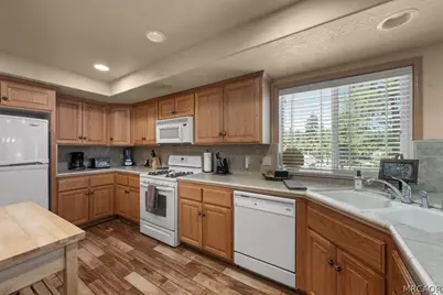41790 Brownie Lane, Big Bear Lake, CA 92315 - Photo 10