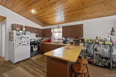 396 Riverside Avenue, Sugarloaf, CA 92386 - Photo 8