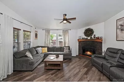 1106 W Country Club Boulevard, Big Bear City, CA 92314 - Photo 8