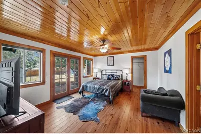1033 Sierra Avenue, Big Bear City, CA 92314 - Photo 10
