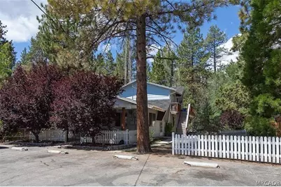 1017 Greenway Drive, Big Bear City, CA 92314 - Photo 2