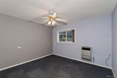 245 Vista Lane, Sugarloaf, CA 92386 - Photo 10