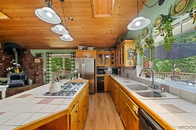 41775 Garstin Drive, Big Bear Lake, CA 92315 - Photo 16
