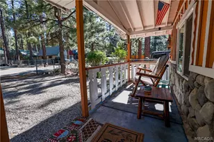 1015 W Sherwood Blvd, Big Bear City, CA 92314 - Photo 4