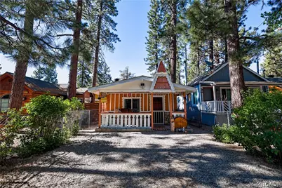 1015 W Sherwood Boulevard, Big Bear City, CA 92314 - Photo 1