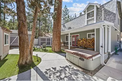 904 E Fairway Boulevard, Big Bear City, CA 92314 - Photo 2